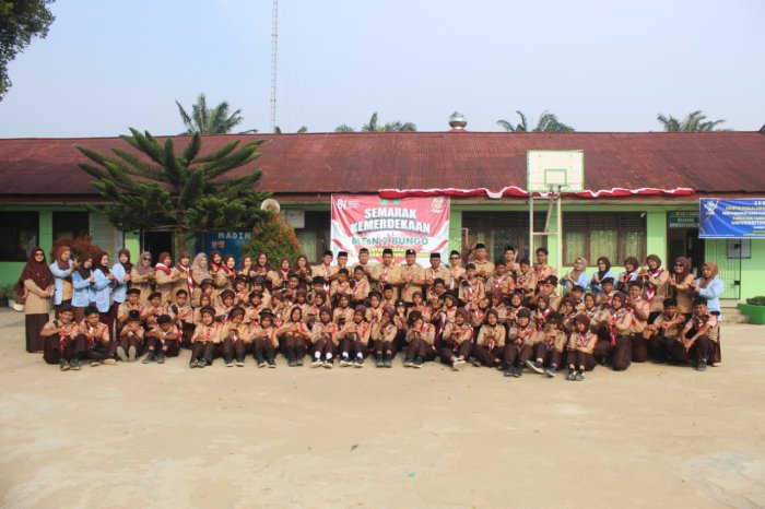 PASGAM MTsN 2 Bungo Sukses Kibarkan Bendera di Hari Pramuka PASGAM MTsN 2 Bungo Sukses Kibarkan Bendera di Hari Pramuka