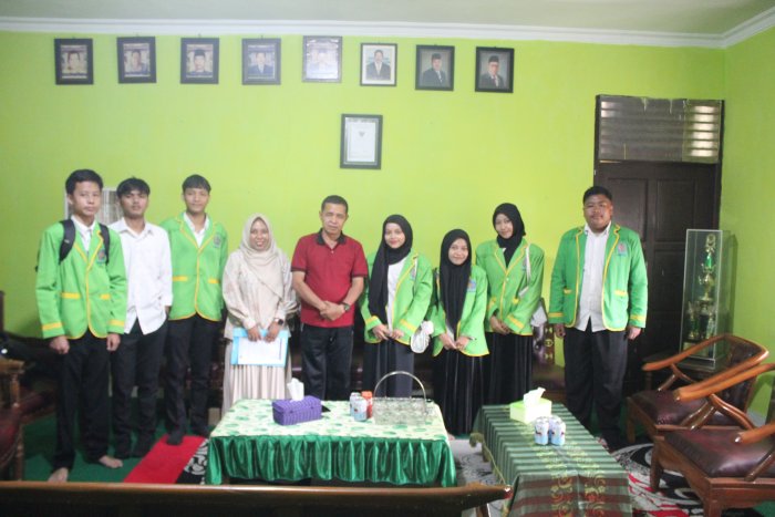 Kepala MTsN 2 Bungo Sambut Resmi Kedatangan 7 Mahasiswa PLP I UMMUBA Tahun 2026