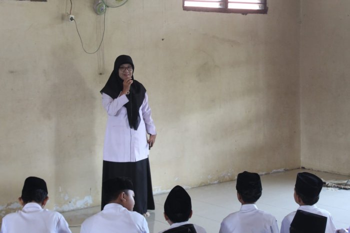 Himbauan Waka Kesiswaan MTsN 2 Bungo: Siswa Diminta Siap Ikuti Kegiatan Goro