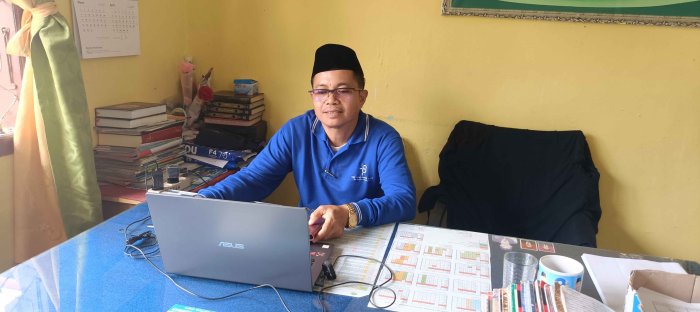 Transformasi Pendidikan Humanis, Waka Kurikulum MTsN 2 Bungo Ikuti Peluncuran Kurikulum Berbasis Cinta via MOOC Pintar