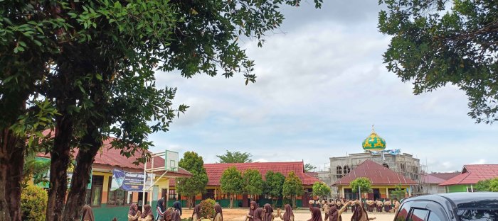 Semangat Tinggi, Pengurus OSIM Rancang Acara Kreatif untuk Hari Guru