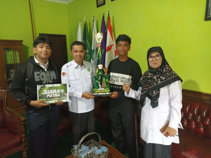 Alhamdulillah! MTsN 2 Bungo Terima Trofi Kemenangan Turnamen Basket Putra Alhamdulillah! MTsN 2 Bungo Terima Trofi Kemenangan Turnamen Basket Putra