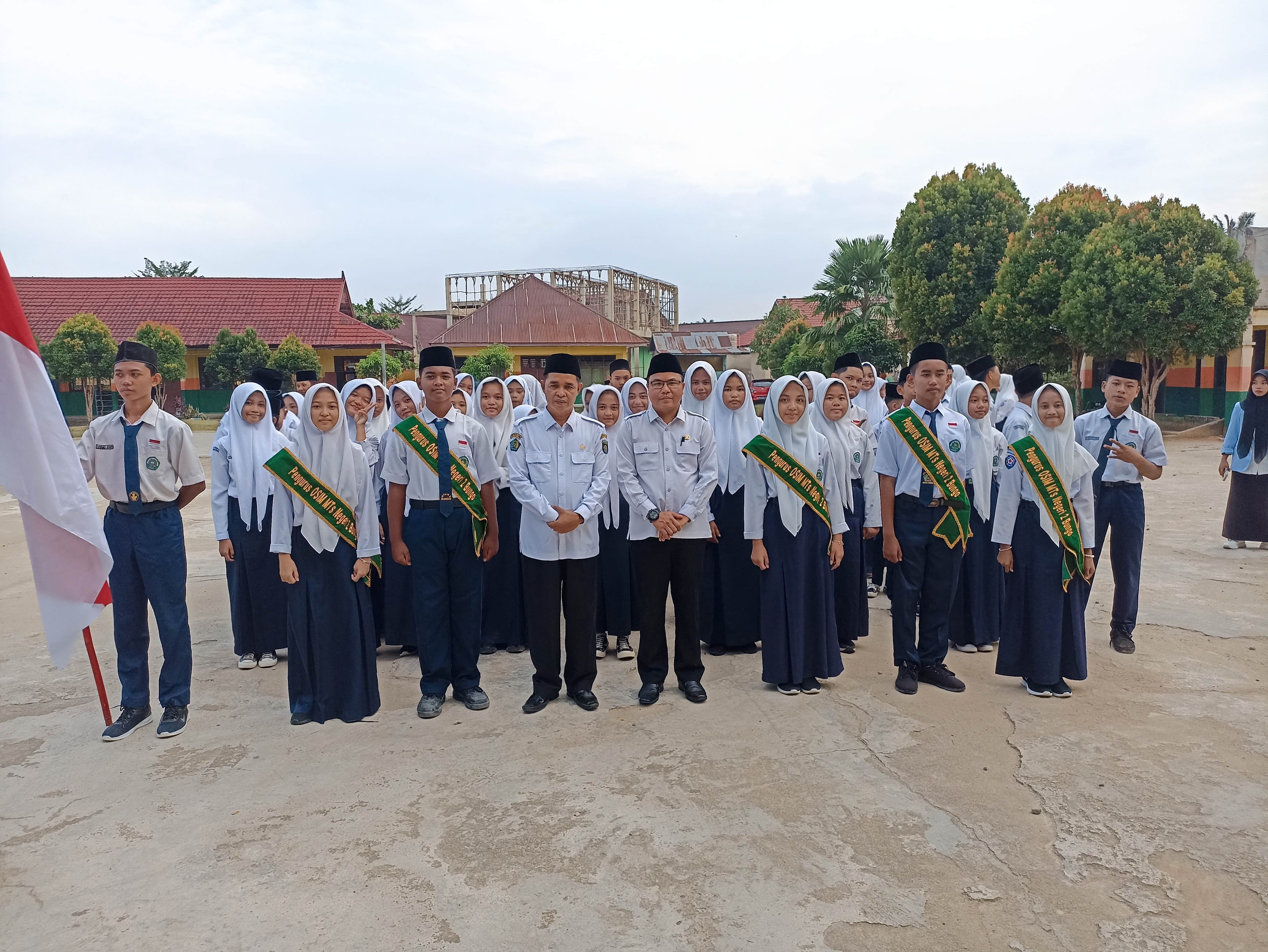 PELANTIKAN PENGURUS OSIM MTsN 2 BUNGO PERIODE 2024-2025