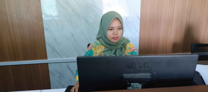 MTsN 2 Bungo Perkuat Reformasi Birokrasi, Panitia ZI Selesaikan Pengisian Area Pelayanan Publik