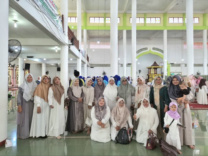 MTsN 2 Bungo Ikuti Tabligh Akbar Peringatan Isra Miraj Nabi Muhammad SAW di Masjid Agung Al-Mubarak MTsN 2 Bungo Ikuti Tabligh Akbar Peringatan Isra Miraj Nabi Muhammad SAW di Masjid Agung Al-Mubarak