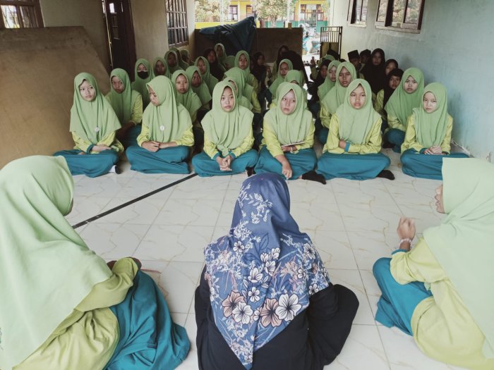 PMR dan UKS Madrasah Siapkan MAPABA 2025