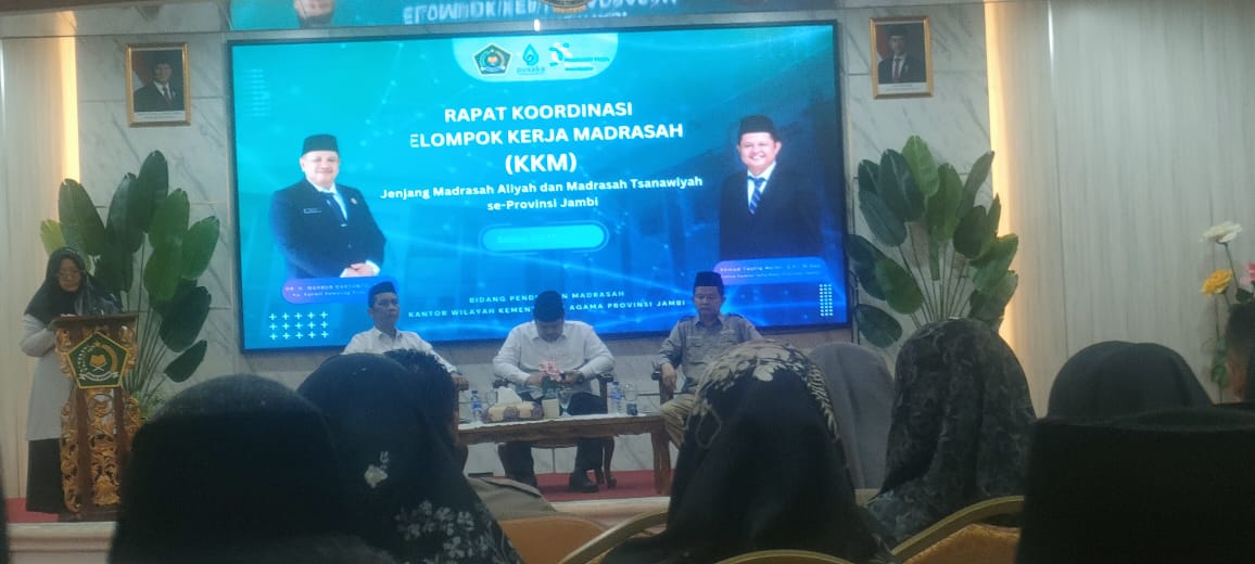 KEPALA MTsN 2 BUNGO HADIRI RAPAT KOORDINASI KKM TAHUN 2025 DI KANWIL PROVINSI JAMBI 