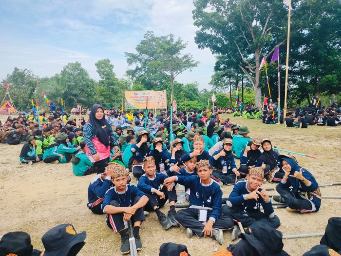 Anggota Pramuka MTsN 2 Bungo Ikuti Jambore di Cadika