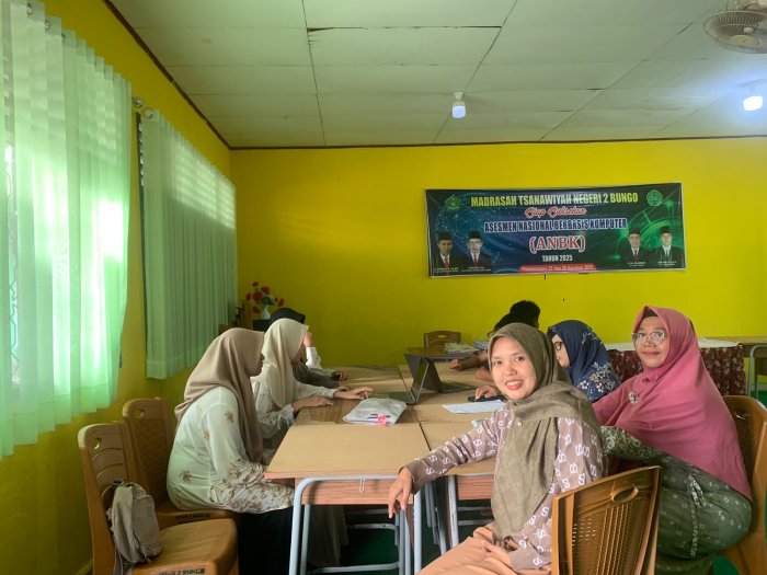 Siswa MTsN 2 Bungo Ikuti Simulasi OMI 2025