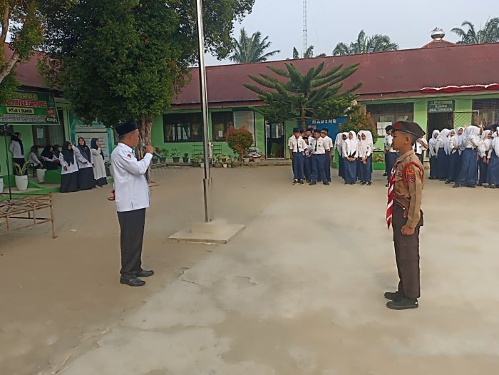 Pelepasan Siswa MTsN 2 Bungo Menuju Jambore Nasional XII 2026 Berlangsung Penuh Haru