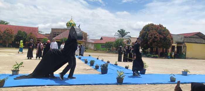 Lomba Bertema Arab Saudi Meriahkan Maulid Nabi di MTsN 2 Bungo