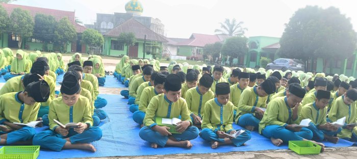 Jumat Syahdu: Yasinan Perdana Tanpa Kelas IX di MTsN 2 Bungo