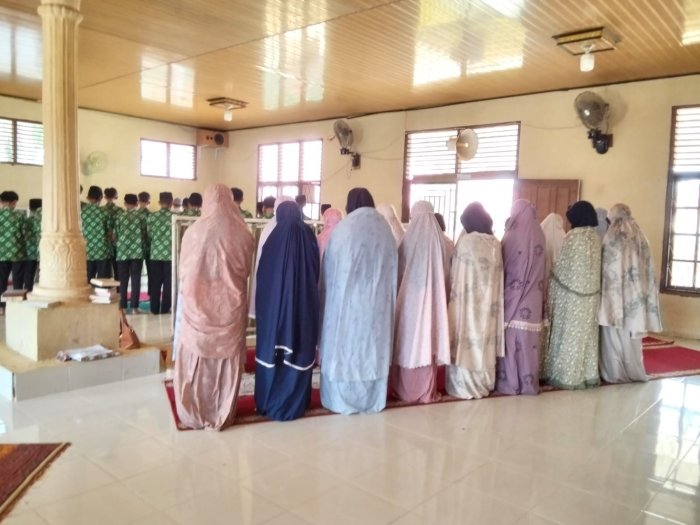 Syiar Ramadhan Siswa MTsN 2 Bungo Istiqomah Setorkan Hafalan di Tengah Puasa