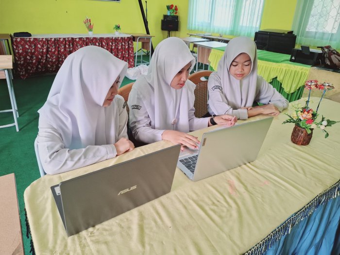 Simulasi OMi Matematika Tingkatkan Persiapan Siswa