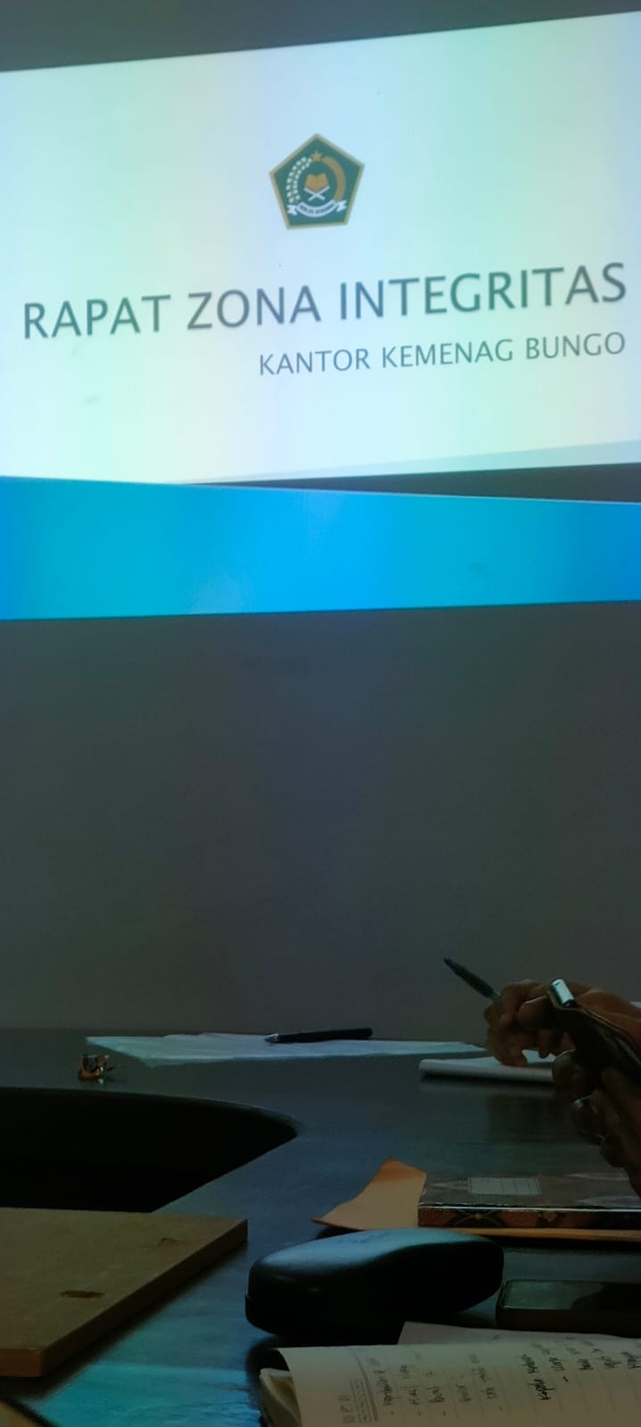 RAPAT TENTANG ZONA INTEGRITAS DI KANTOR KEMENTERIAN AGAMA KABUPATEN BUNGO 
