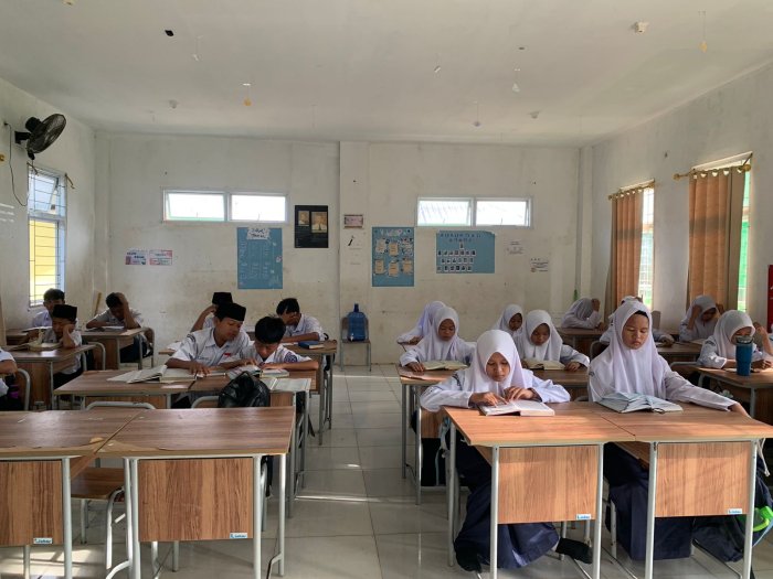 Tadarus Pagi Kelas VII A Berlangsung Khidmat dan Semangat