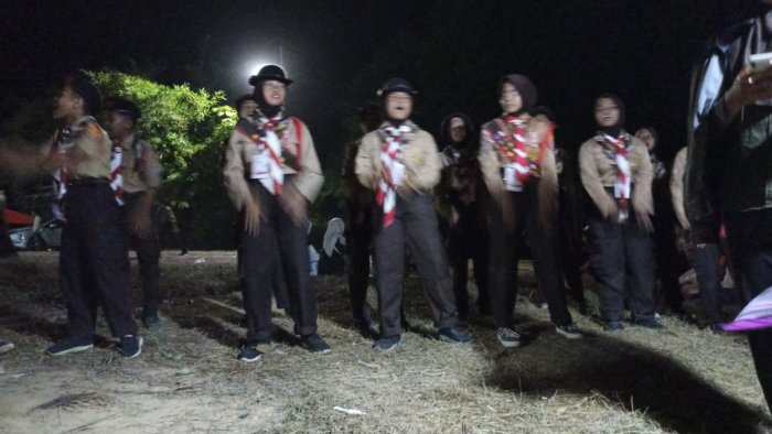 Malam Terakhir Perkemahan MTsN 2 Bungo Penuh Semangat