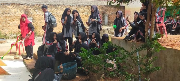 MTsN 2 Bungo Gelar Gotong Royong Sambut Ujian Akhir Semester