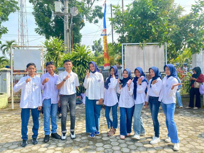 Sebelas Siswa MTsN 2 Bungo Ikuti Seleksi Putra Putri Batik Sebelas Siswa MTsN 2 Bungo Ikuti Seleksi Putra Putri Batik