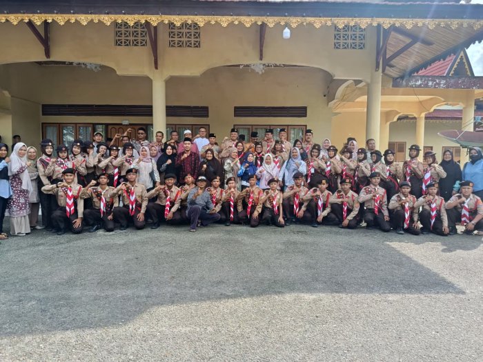 Kepala Madrasah Hadiri Pelepasan Kontingen Kabupaten Bungo oleh Bupati Bungo