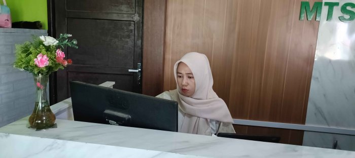 Guru MTsN 2 Bungo Kelola Hasil ASAS Ganjil Secara Terstruktur