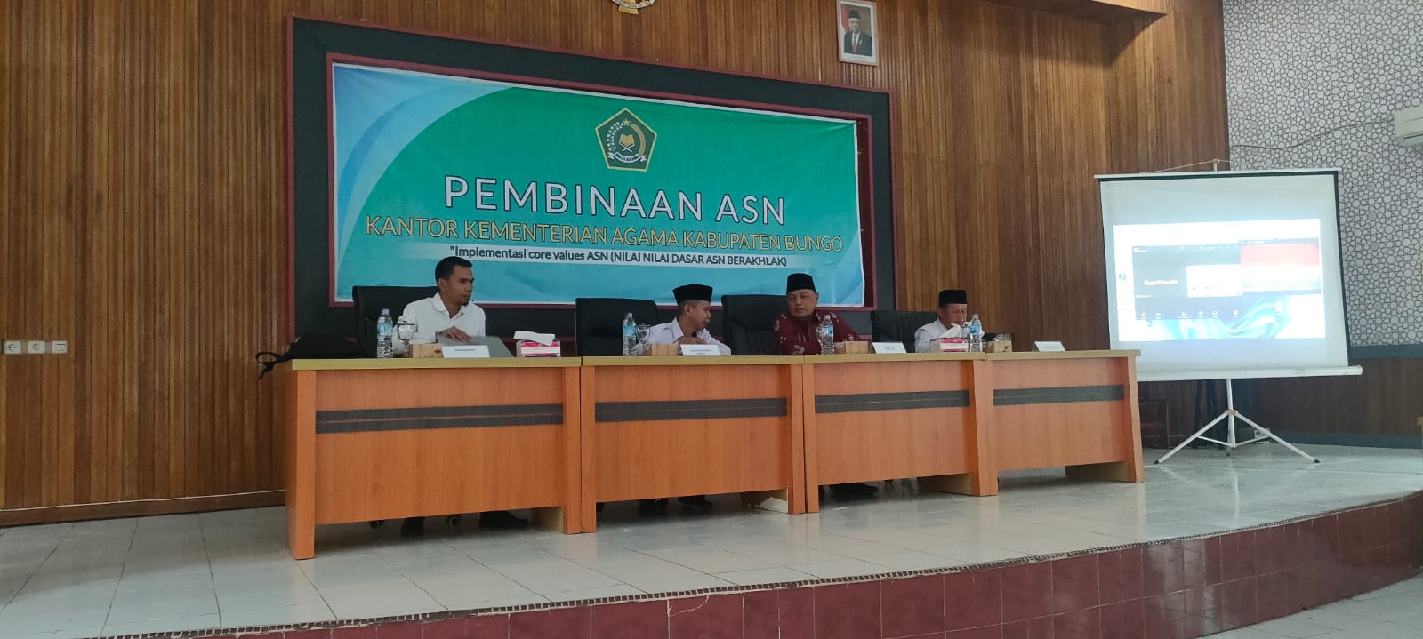 KEPALA MADRASAH IKUTI KEGIATAN PEMBINAAN ASN DI KANTOR KEMENTERIAN AGAMA KABUPATEN BUNGO 