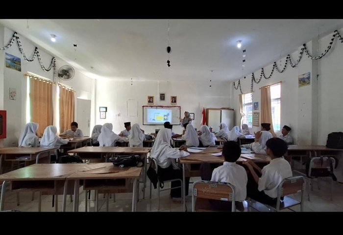 Buktikan Kompetensi, Guru MTsN 2 Bungo Jalani Uji Kinerja PPG Tahap 2