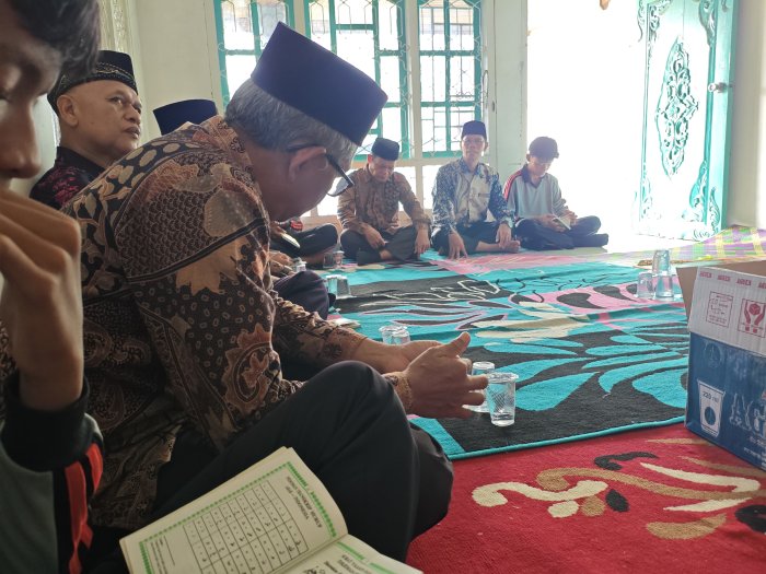 MTsN 2 Bungo Tunjukkan Empati Lewat Pembacaan Yasin di Rumah Duka