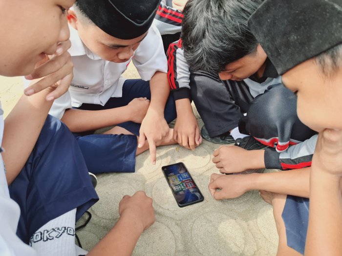 Adu Strategi dan Keberuntungan, Lomba Ludo Per Kelas Meriahkan Pekan Class Meeting MTsN 2 Bungo