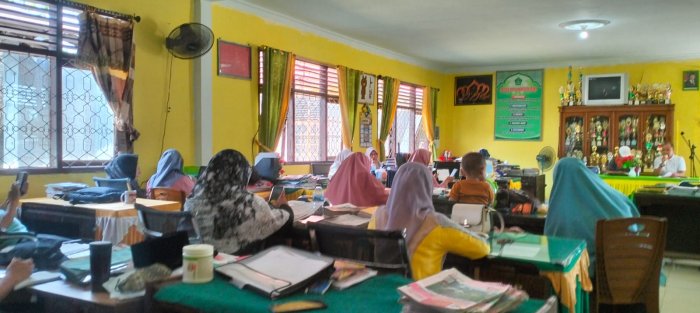 Sinergi Menuju Prestasi: MTsN 2 Bungo Rampungkan Pembentukan Panitia Semester Genap