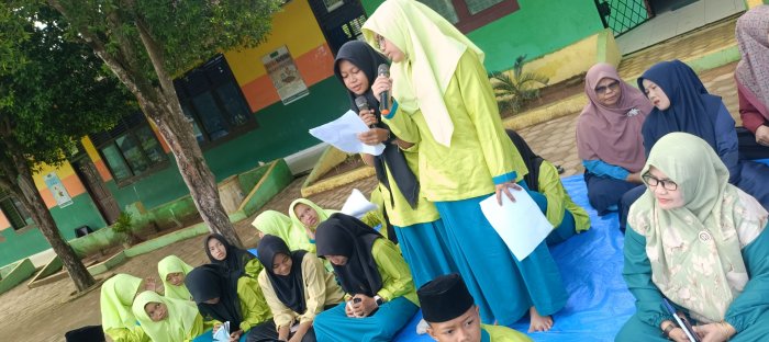 Siswa MTsN 2 Bungo Sampaikan Kultum tentang Sholat 5 waktu