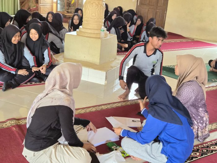 Akselerasi Data Siswa, ibuk Yeni Mulyati Pastikan MTsN 2 Bungo Siap Hadapi TKA