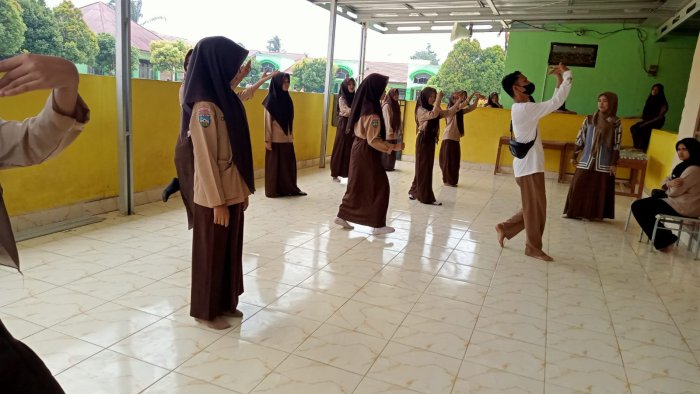 Sambut Gelaran KOMPAS, MTsN 2 Bungo Gelar Seleksi Internal Cabang Seni Tari