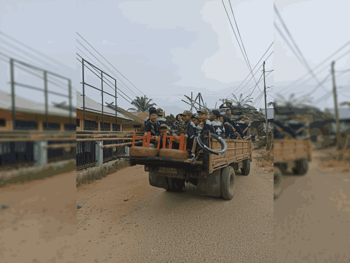 Rombongan Pramuka MTsN 2 Bungo Resmi Berangkat ke Bumi Perkemahan Candika Rombongan Pramuka MTsN 2 Bungo Resmi Berangkat ke Bumi Perkemahan Candika