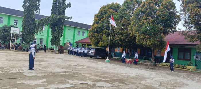 Calon Anggota PMR MTsN 2 Bungo Siap Dilantik