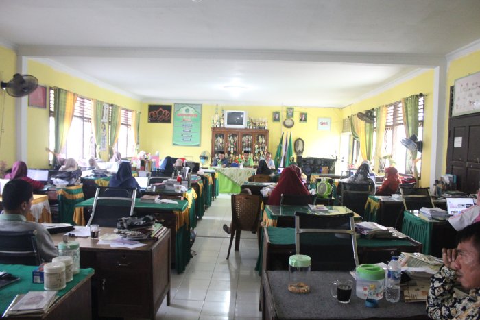 MTsN 2 Bungo Gelar Rapat Kenaikan Kelas Tahun Pelajaran 2025/2026