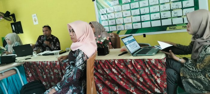 Tim ZI MTsN 2 Bungo Matangkan Penyelarasan LKE dan Evidence Pendukung